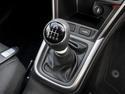 Suzuki S-Cross Photo 22