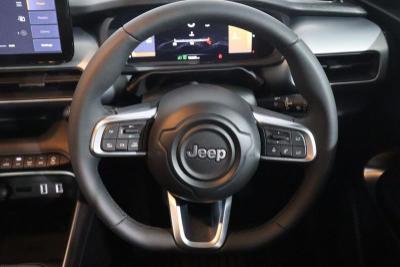 Jeep Avenger Photo 15