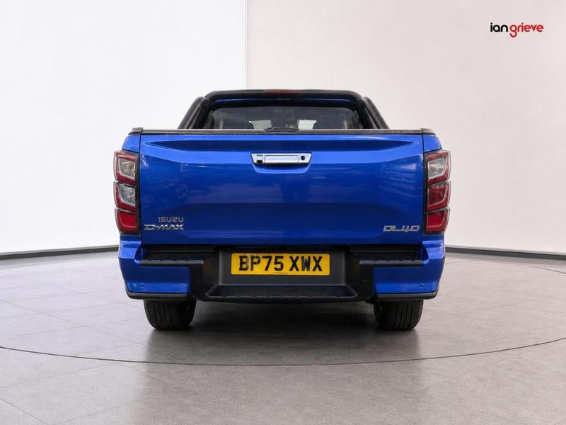 Isuzu D-max Photo autoweb-f28bbed431a8edd0abdc215373a20f73c9ca88f2.jpg