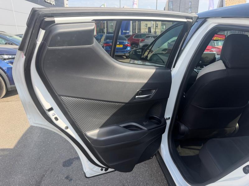 Used Toyota C-HR YY72DRX 25