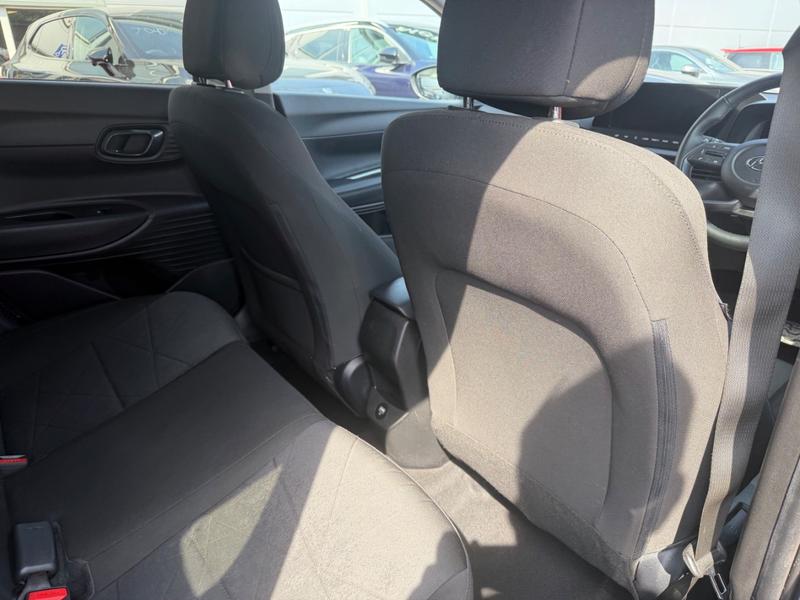 Used Hyundai BAYON YX73UCH 19