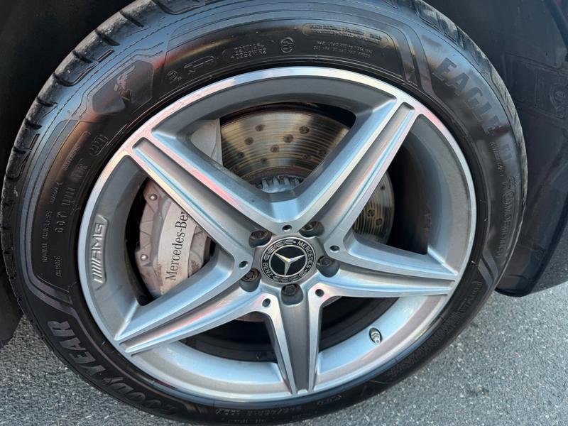 Used Mercedes-Benz E Class YM19OYK 11
