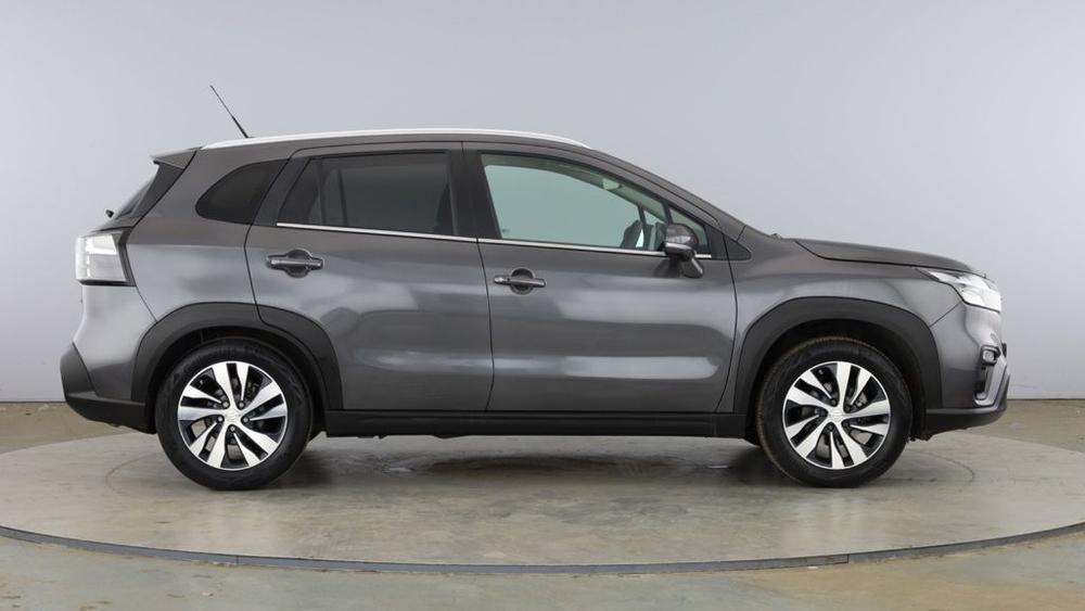 Suzuki S-Cross Photo autoweb-f57cc2e06a0386bb582531e150108bff98d260fc.jpg