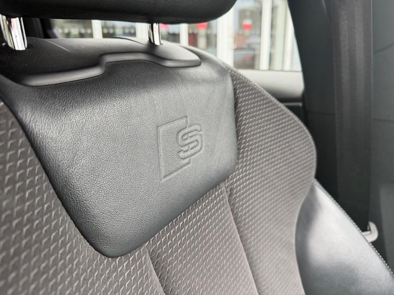 Used Audi A4 AV18TVX 50