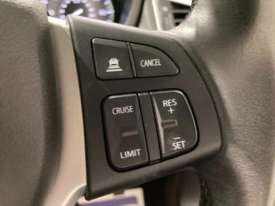 Suzuki S-Cross Photo 21