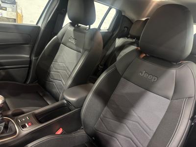Jeep Avenger Photo 7