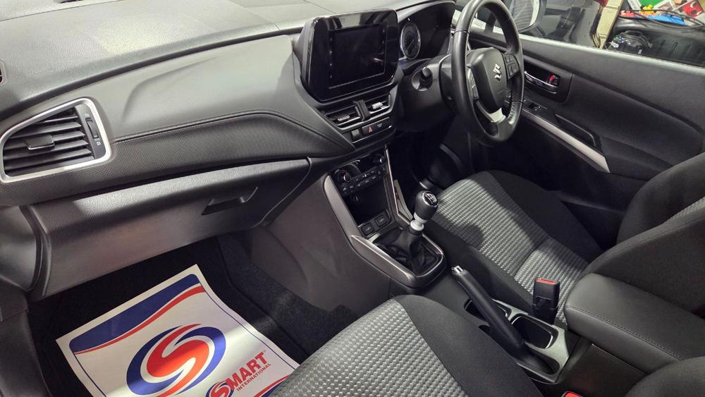 Suzuki S-Cross Photo autoweb-fae96b61fc1227bd36957854f63f928df0f15cfa.jpg