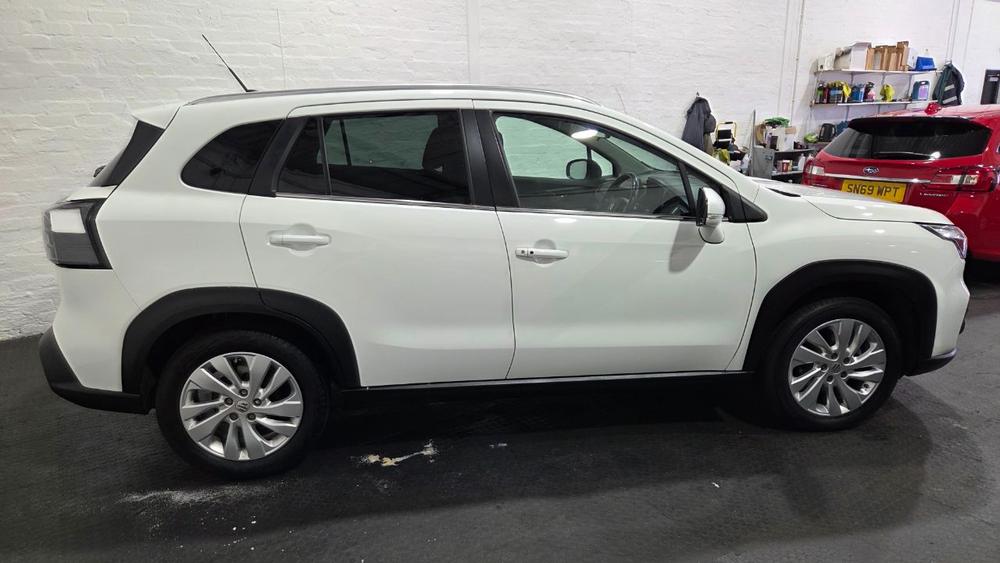 Suzuki S-Cross Photo autoweb-fb72311d486ca4d22b921a403d93907fcbc2d60f.jpg