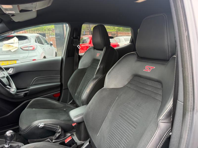 Used Ford Fiesta YS69AVJ 30