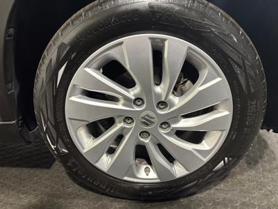 Suzuki S-Cross Photo 3