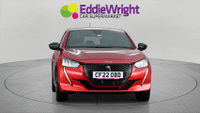 Peugeot 208 Photo 1