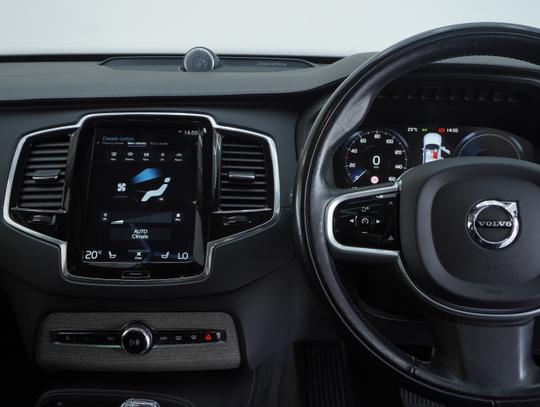 Volvo XC90 Photo b000b206-6a91-41df-8cdf-6ebbb2cb1a10.jpg