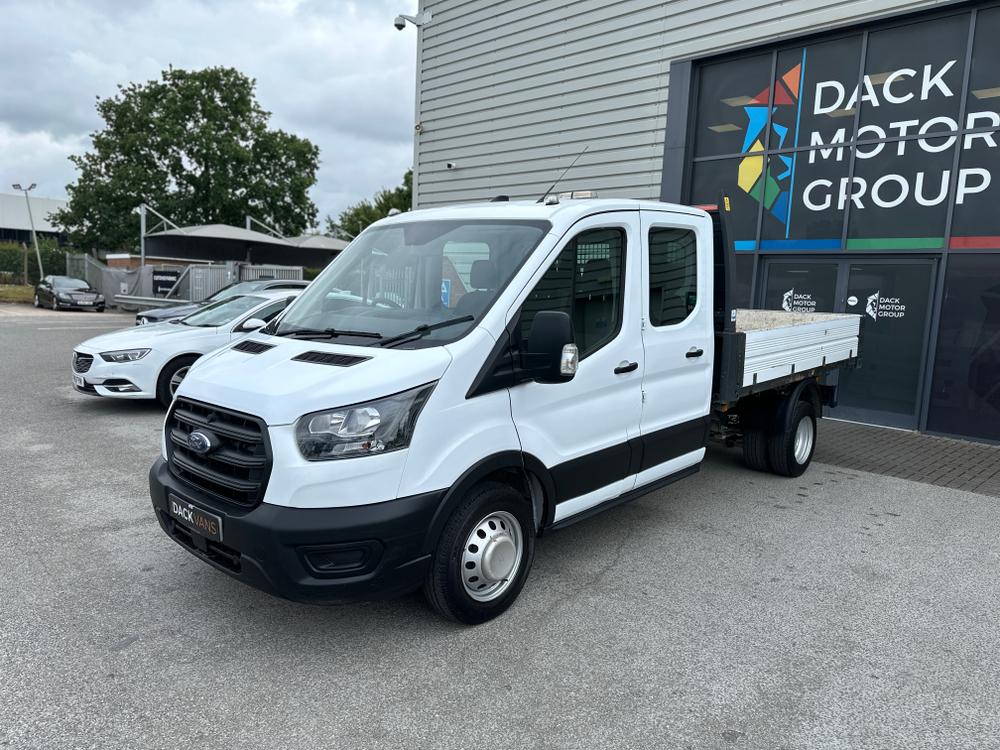 Ford Transit Photo b0105374-694b-4c25-9429-c5800c18c9d1.jpg