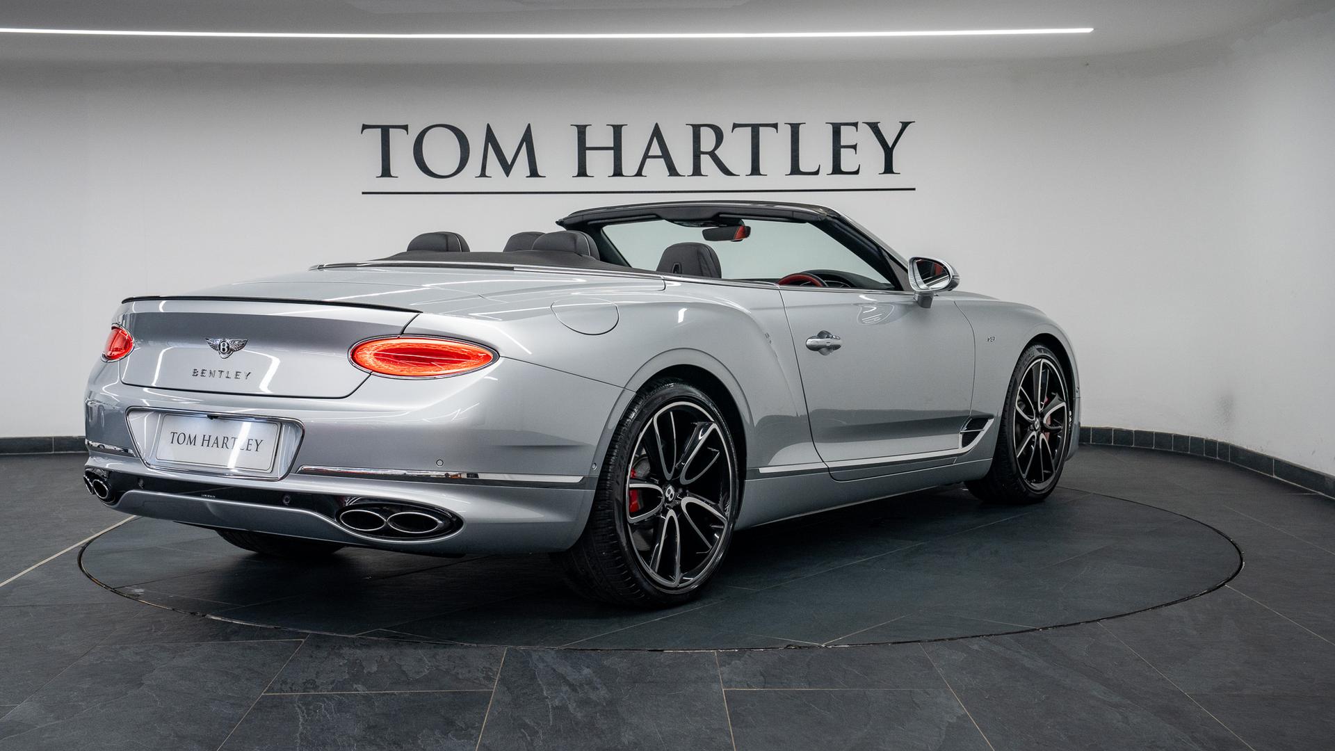 Bentley Continental Photo b014b990-a7ff-46e4-add1-287665fcbe08.jpg