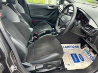 Ford Fiesta Photo 9