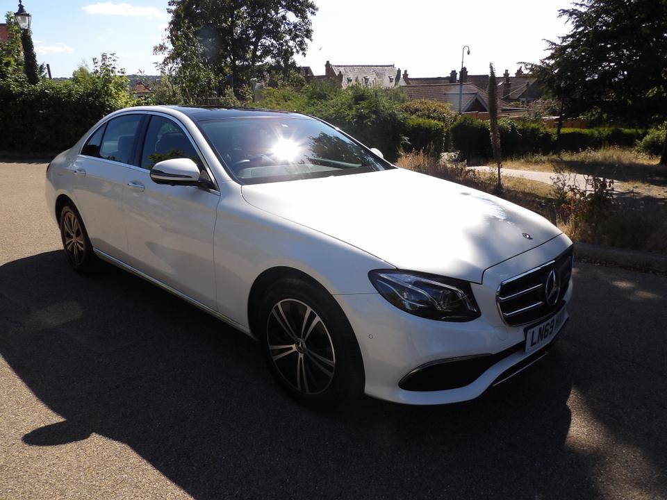 Used Mercedes-Benz E Class LN69HXY 9