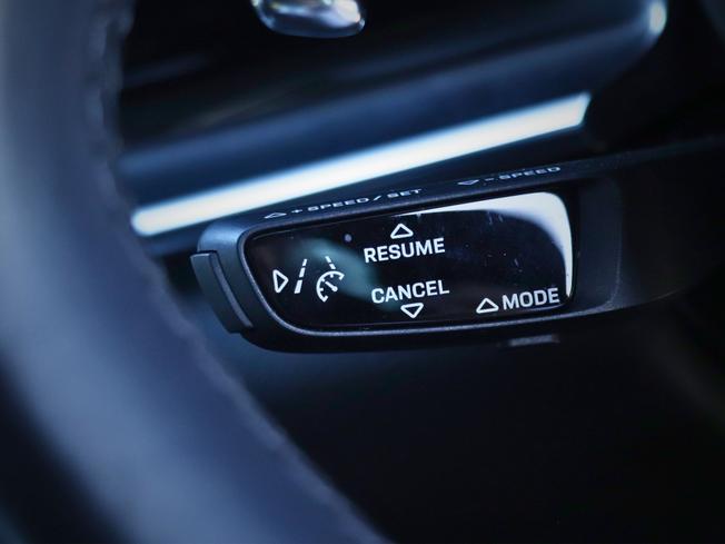 PORSCHE Panamera Photo 21