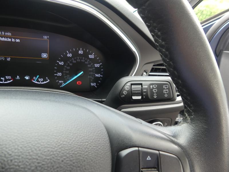Ford Focus Photo b02f8316-0eaa-4ece-8c12-6231a2e2e1e0.jpg