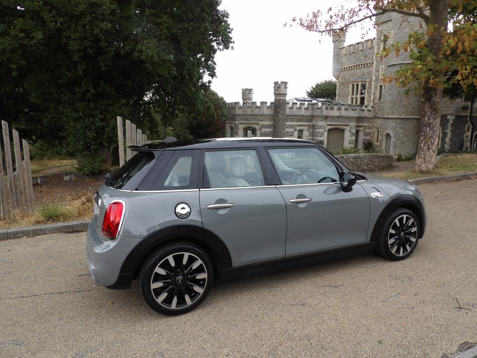Used MINI Hatch YK19PVA 17