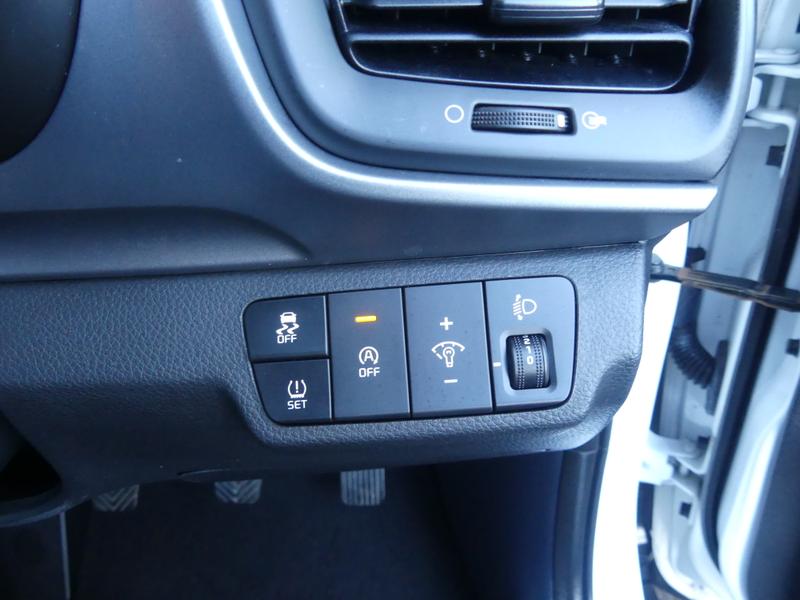Kia Stonic Photo b03ee3d8-a528-41e9-bc40-ca1c5a7fb86c.jpg
