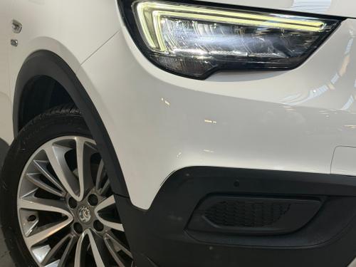 Vauxhall Crossland X Photo b04f3f18-14f0-4f71-8d09-6eca0827b135.jpeg