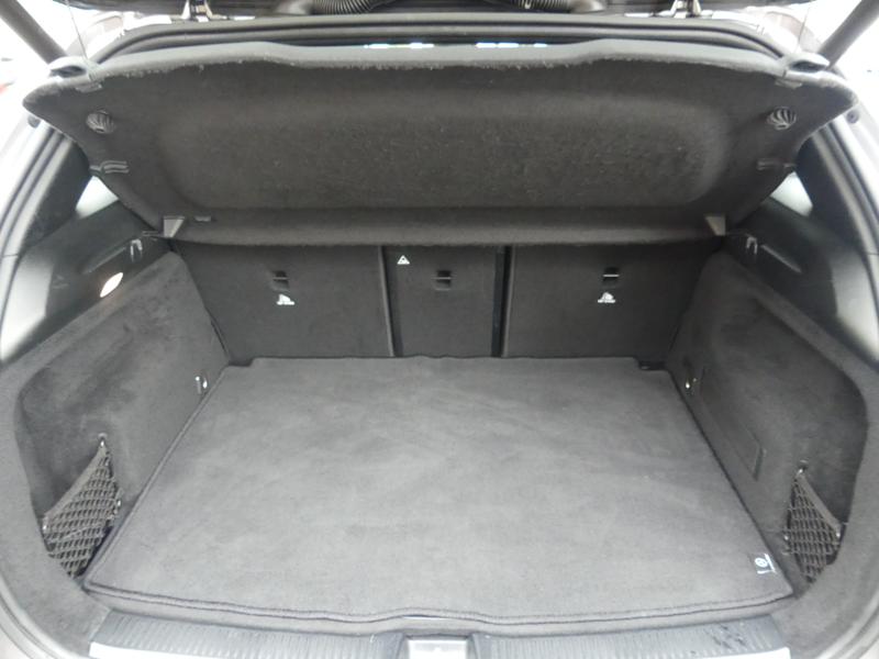 Mercedes-Benz B Class Photo b059e21b-b7f1-4ee1-972e-25579e58b452.jpg
