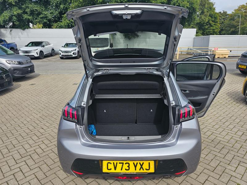 2023 73 PEUGEOT 208
