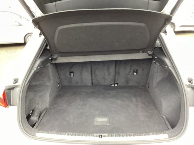 Audi Q3 Photo b06f45e5-adeb-43e7-a3c8-4710ee02975f.JPG