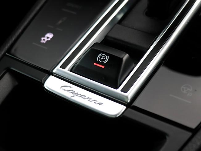 PORSCHE Cayenne Photo 30