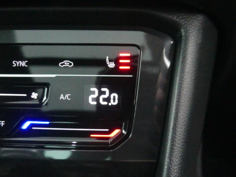 Volkswagen Tiguan Photo b0884a17-d23e-4772-a29d-83a90e109443.jpg