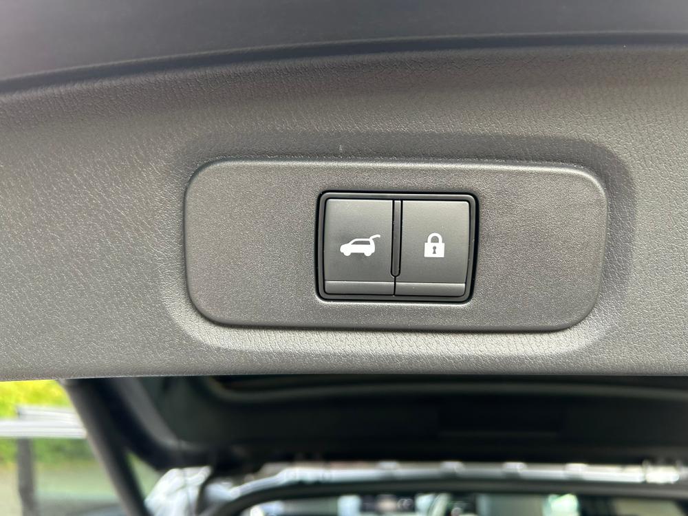 Used Nissan Qashqai LR73UWG 18