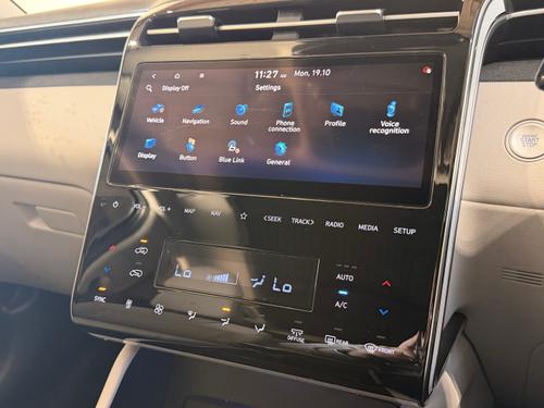 Hyundai TUCSON Photo b09c9866-291a-464e-88cc-8e66da7b3616.jpeg