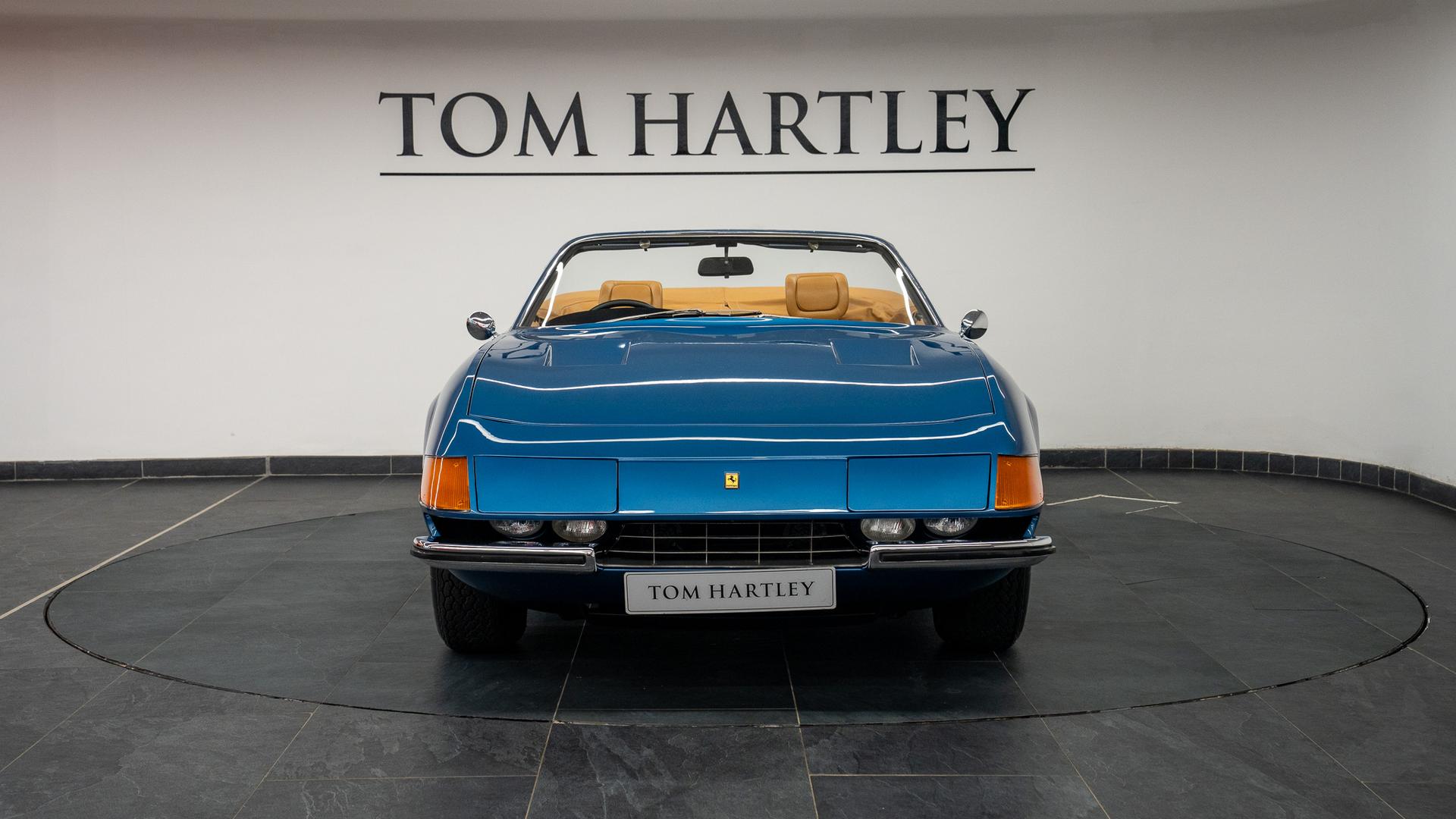 Ferrari 365 GTB/4 Daytona Photo b0a195c3-6469-4341-bc8e-c65b10efbf07.jpg