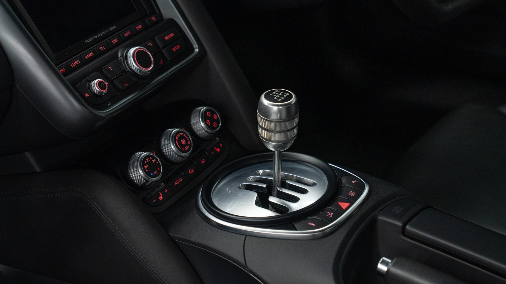 Audi R8 Photo b0abac3a-e682-4fd9-9e60-547871f08a6a.jpg