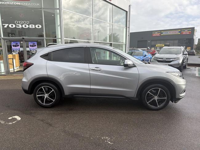 Honda HR-V Photo b0adfe15-7664-41e0-af83-ef86c2560047.jpg