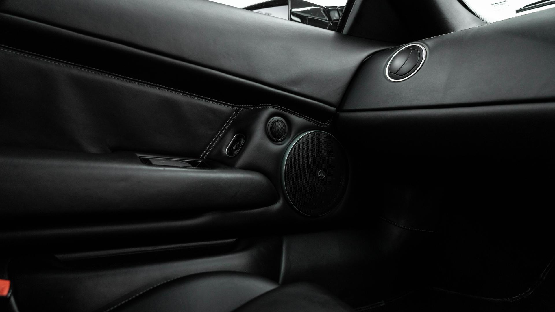 LAMBORGHINI Murcielago Photo b0bbdc53-849a-4620-9609-c2275c3551de.jpg