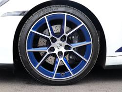 PORSCHE 911 Photo 4