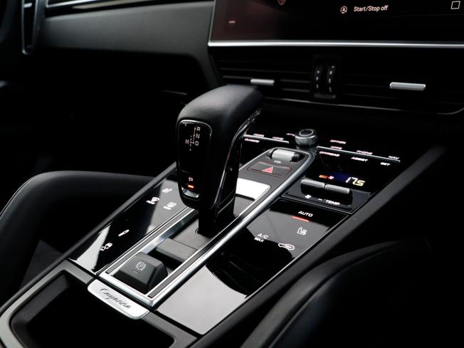 PORSCHE Cayenne Photo 21