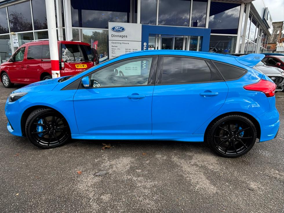 Ford Focus Photo b0d907ec-550d-45ef-8b34-d84f2a888cbb.JPEG