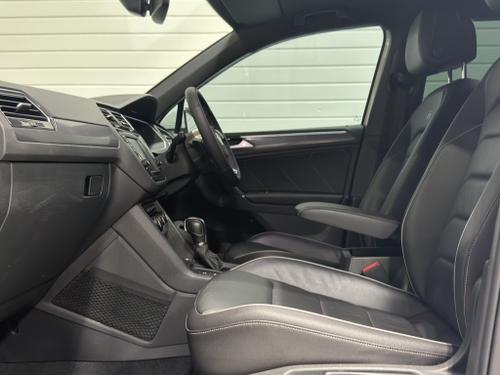 Volkswagen Tiguan Photo b0de593a-ff31-4a15-9943-90d9f60b95c9.jpeg