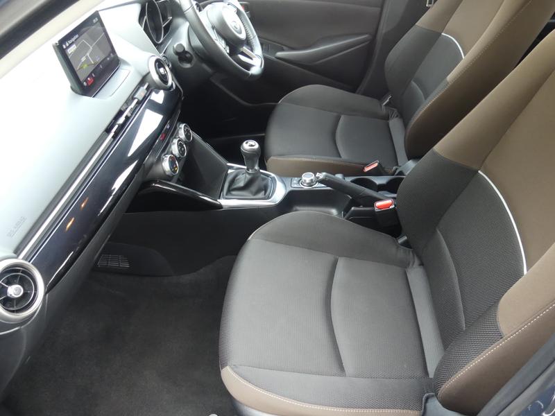 Mazda Mazda2 Photo b0df3b10-553a-49b3-9d75-5a75a622097e.jpg