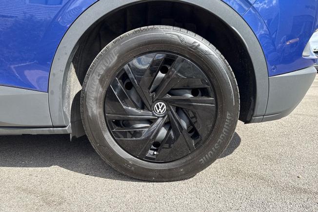 VOLKSWAGEN ID.4 Photo 5