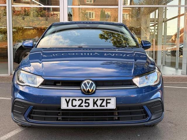 Volkswagen Polo Photo b0e36b0c-5ebe-4037-934c-e8c5b278df2d.jpg