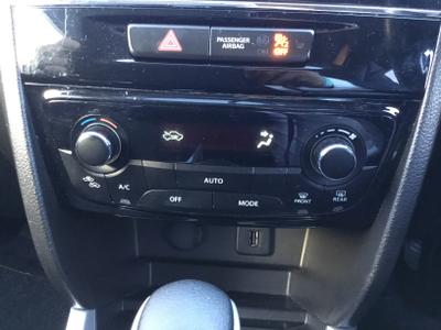 Suzuki Vitara Photo 29