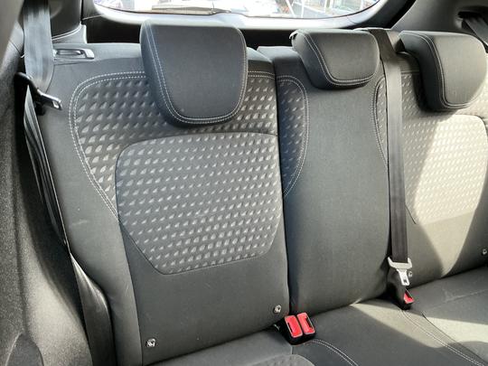 Ford Fiesta Photo 29