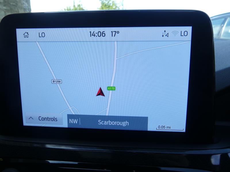 Ford Kuga Photo b104f332-e6ed-40ff-8f15-769bb8595b41.jpg