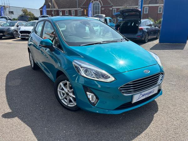 Used 2018 Ford Fiesta 1.0T EcoBoost Zetec Hatchback 5dr Petrol Auto Euro 6 (s/s) (100 ps) at Dinnages