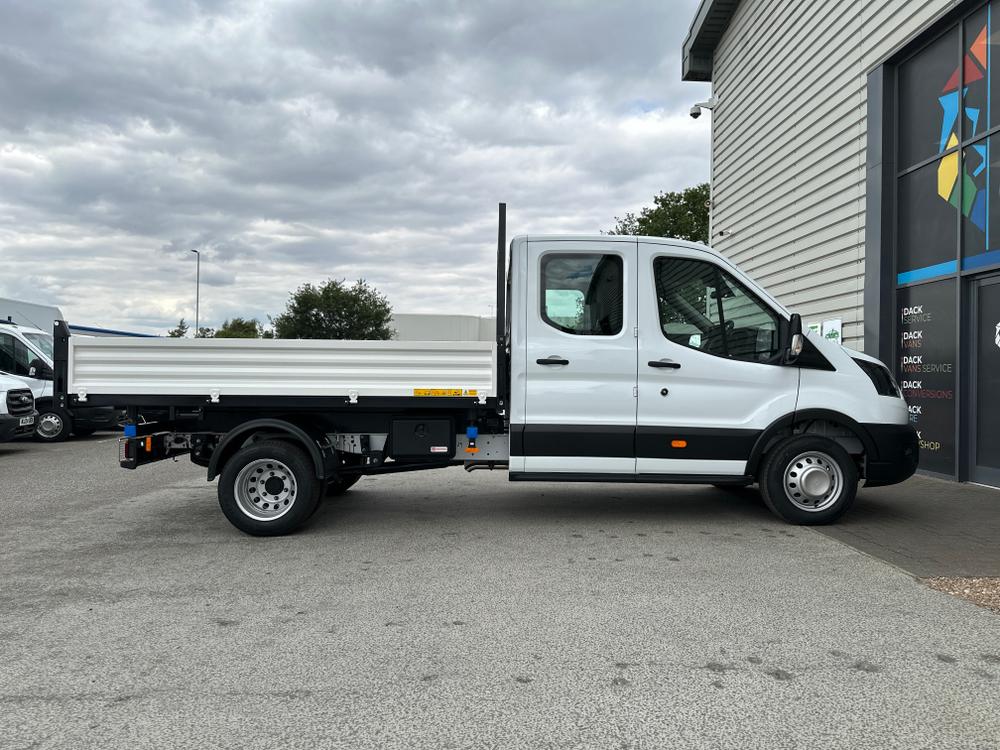 Ford Transit Photo b1099bff-015e-48f0-9d19-d691741e879a.jpg