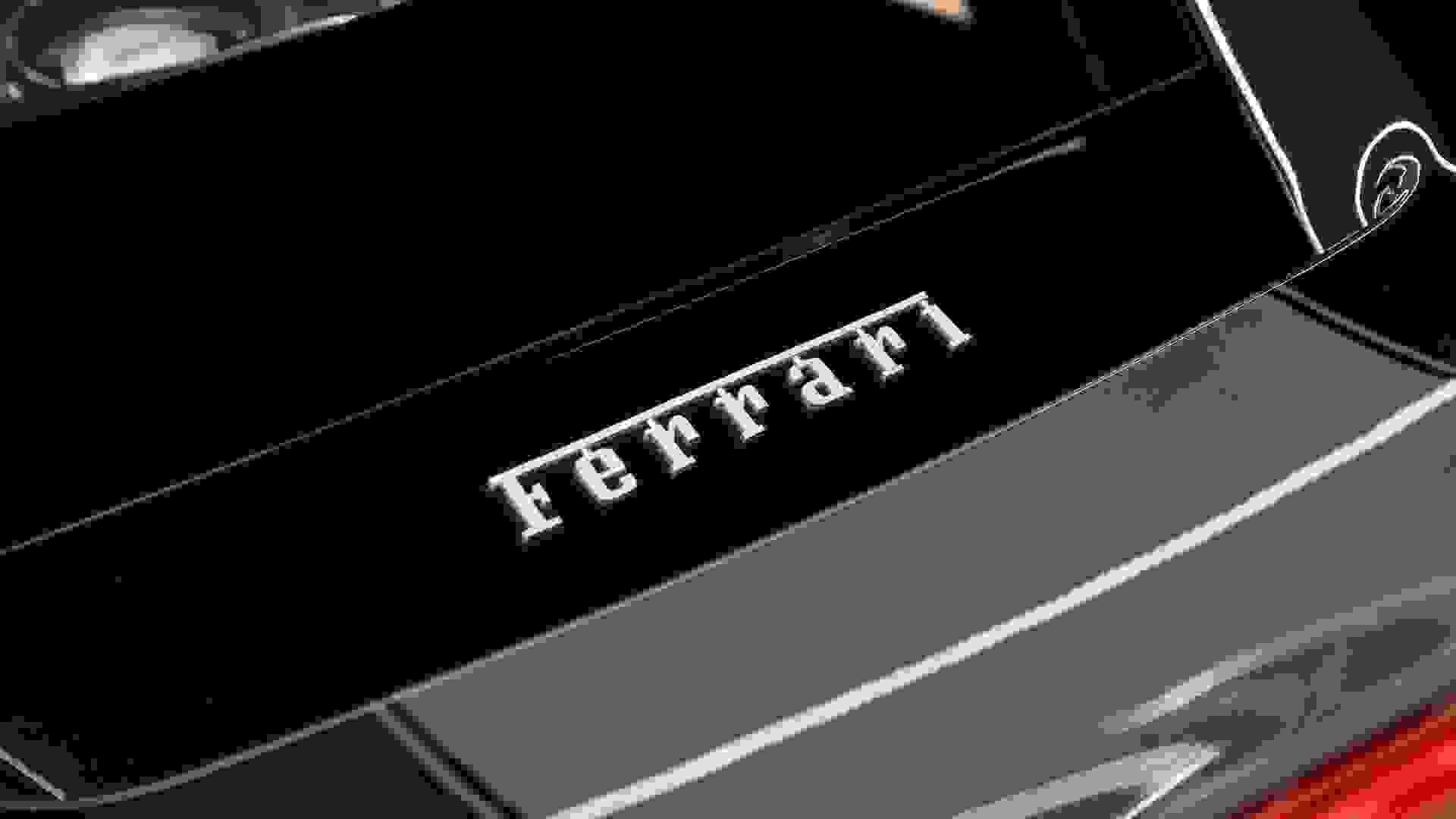 Ferrari 488 PISTA Photo b10cd946-65b3-48b2-a2b7-779ed357027f.jpg