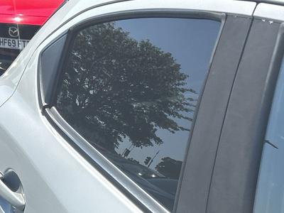 Mazda Mazda2 Photo 35
